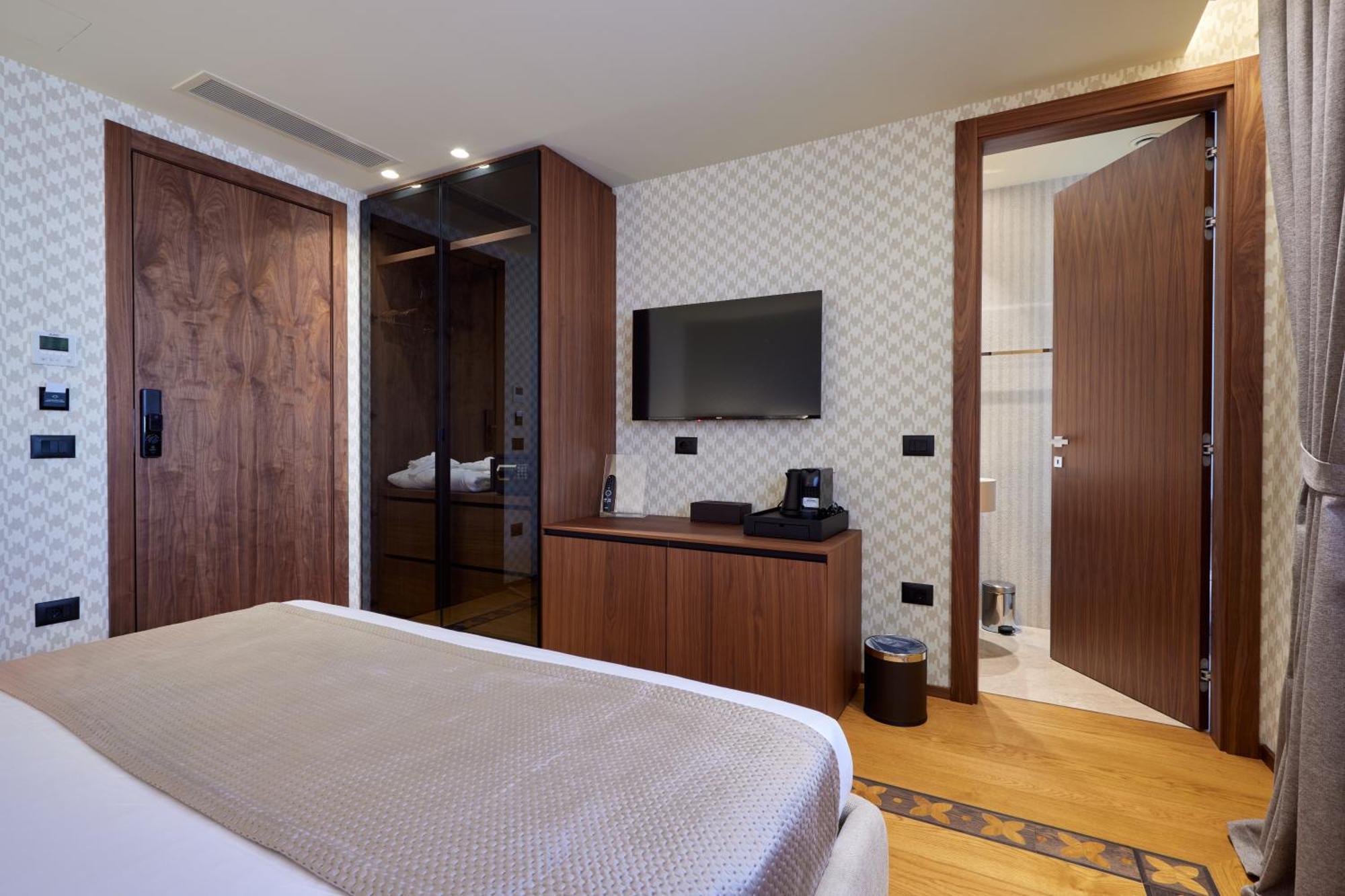 Valis Luxury Hotel Vlora Szoba fotó