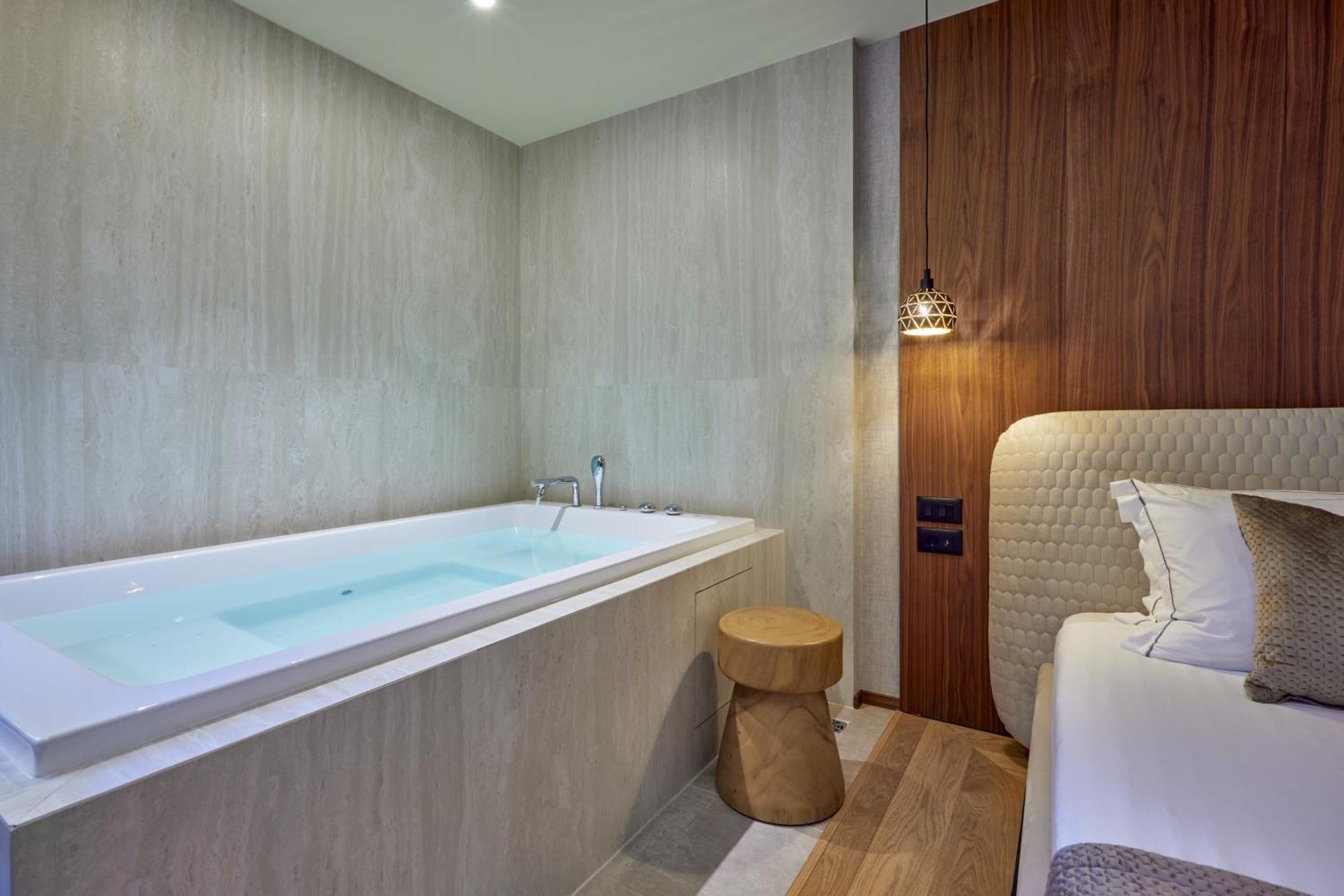 Valis Luxury Hotel Vlora Kültér fotó