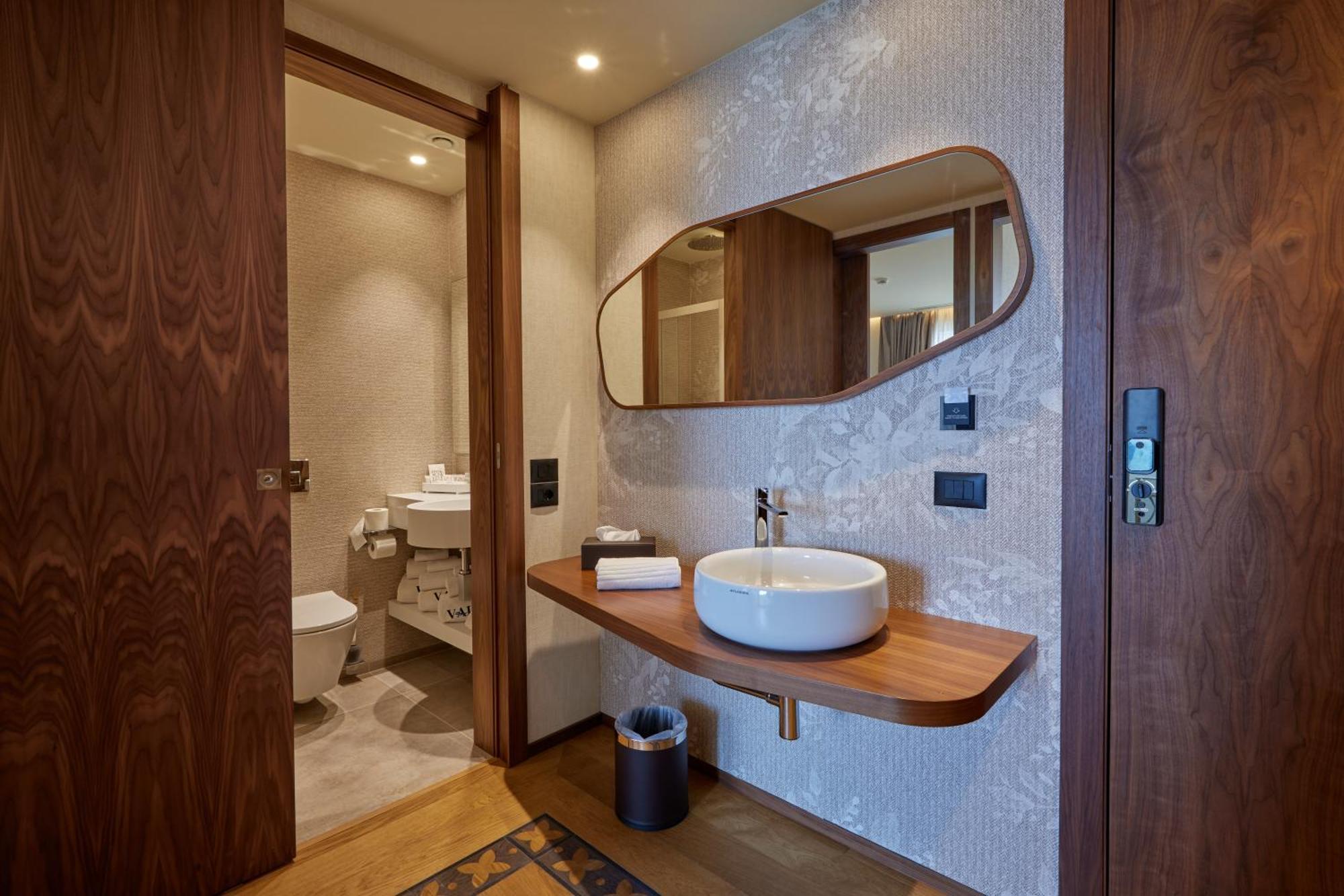 Valis Luxury Hotel Vlora Kültér fotó